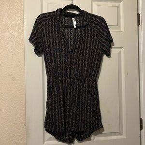 EUC RVCA Geometric Romper